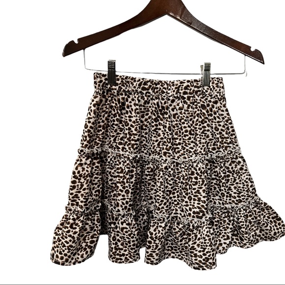 SHEIN ANIMAL PRINT TIERED RUFFLE FLOWY SKATER MINI SKIRT - Picture 3 of 11